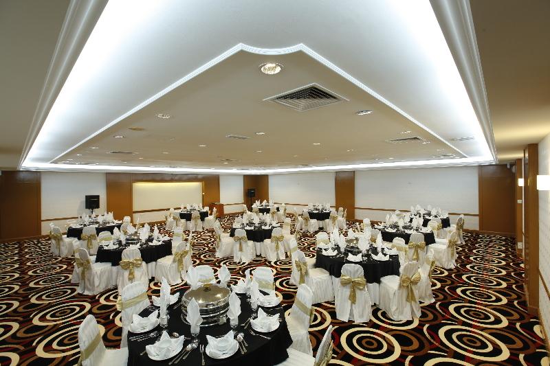 Ibis Styles Sepang Klia Hotell Exteriör bild
